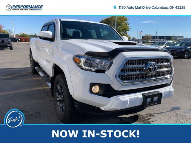 2017 Toyota Tacoma TRD Sport 4WD photo