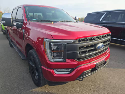 2022 Ford  LARIAT 4WD photo