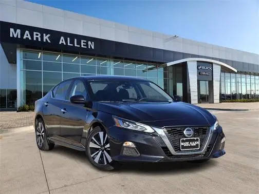 2022 Nissan Altima 2.5 SV FWD photo