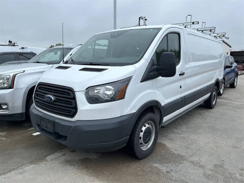 2018 Ford Transit Van  RWD photo