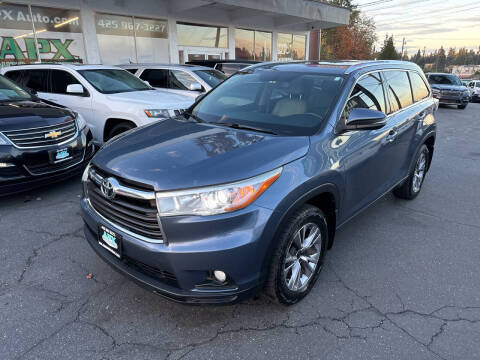 2015 Toyota Highlander XLE AWD photo