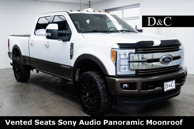 2017 Ford F-350 Super Duty King Ranch 4WD photo