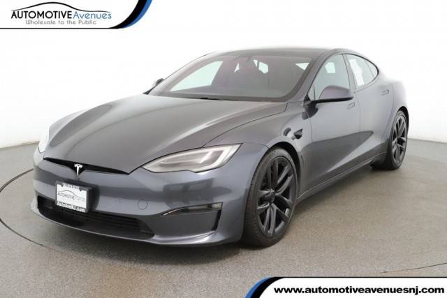 2021 Tesla Model S Plaid AWD photo