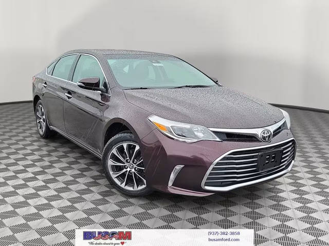 2018 Toyota Avalon Touring FWD photo