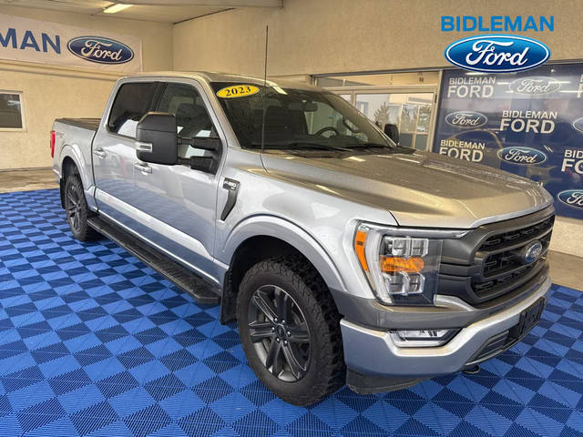 2023 Ford  XLT 4WD photo