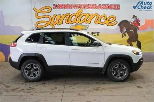 2019 Jeep Cherokee Trailhawk 4WD photo