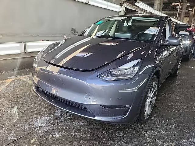 2021 Tesla Model Y Long Range AWD photo