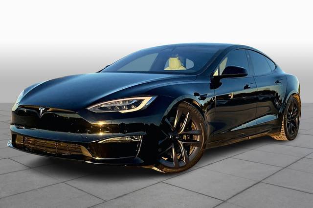 2022 Tesla Model S  AWD photo