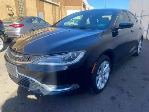 2016 Chrysler 200 Limited FWD photo