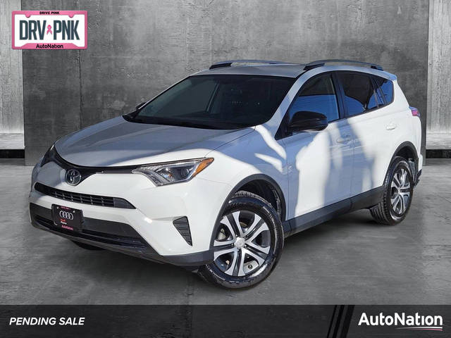 2016 Toyota RAV4 LE FWD photo