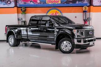 2022 Ford F-450 Super Duty LARIAT 4WD photo