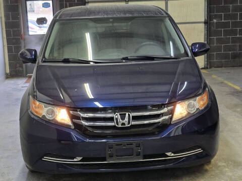 2016 Honda Odyssey SE FWD photo