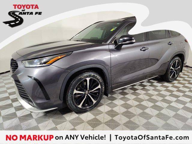 2022 Toyota Highlander XSE AWD photo