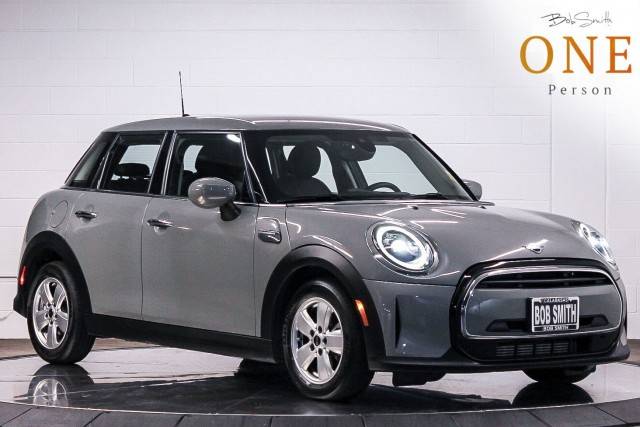 2022 MINI Hardtop 4 Door Cooper FWD photo