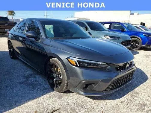 2022 Honda Civic Sport Touring FWD photo