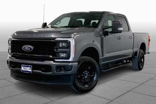 2023 Ford F-250 Super Duty XLT 4WD photo