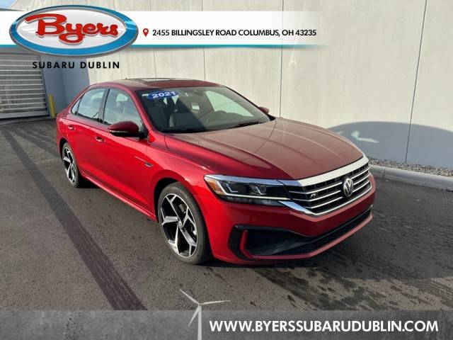 2021 Volkswagen Passat 2.0T R-Line FWD photo