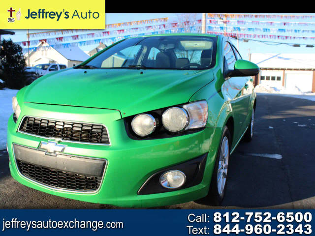 2015 Chevrolet Sonic LT FWD photo
