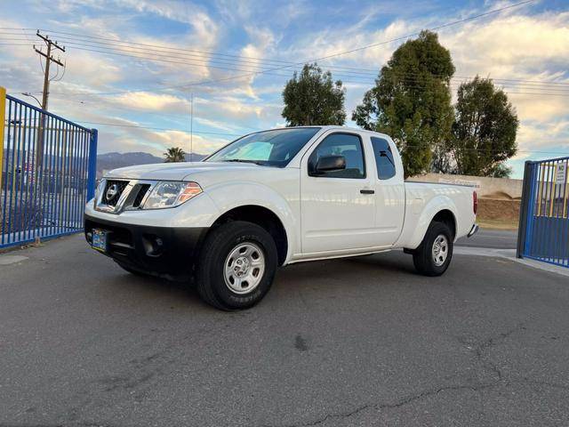 2015 Nissan Frontier S RWD photo