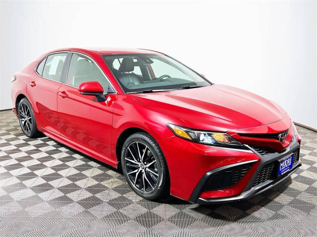 2021 Toyota Camry SE FWD photo