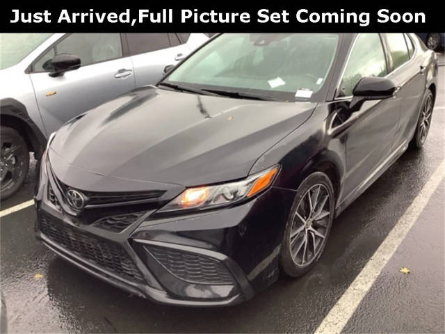 2021 Toyota Camry SE FWD photo