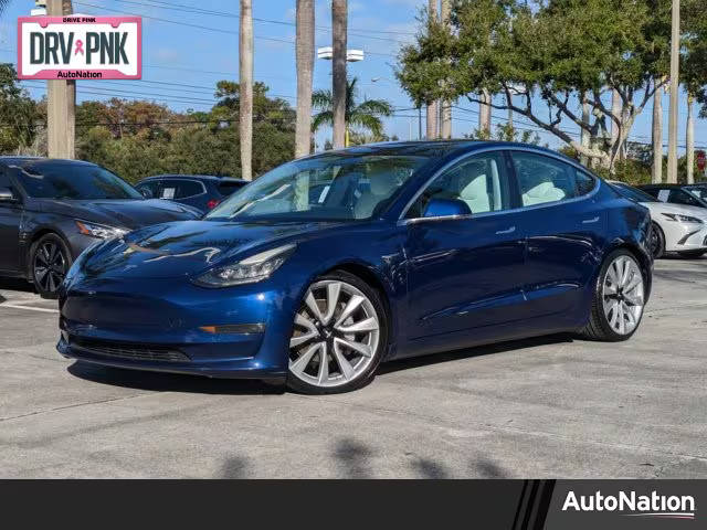 2018 Tesla Model 3 Long Range Battery AWD photo