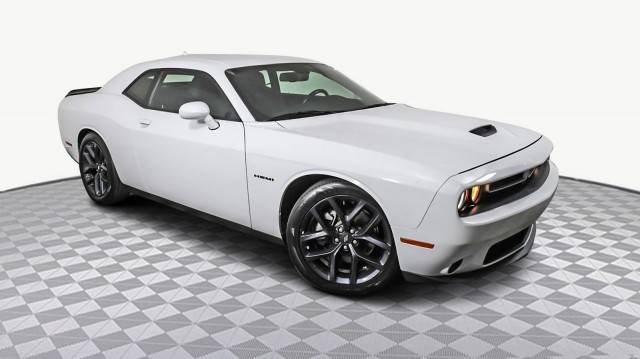 2022 Dodge Challenger R/T RWD photo