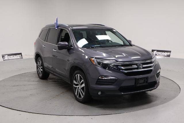 2018 Honda Pilot Touring AWD photo