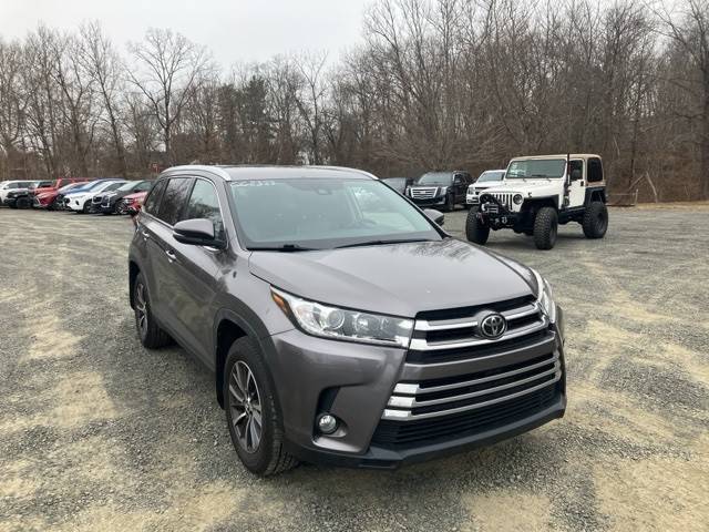 2019 Toyota Highlander XLE AWD photo