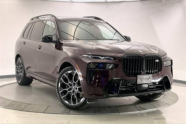 2023 BMW X7 M60i AWD photo