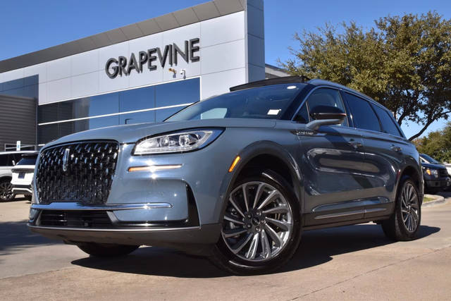 2023 Lincoln Corsair Reserve AWD photo