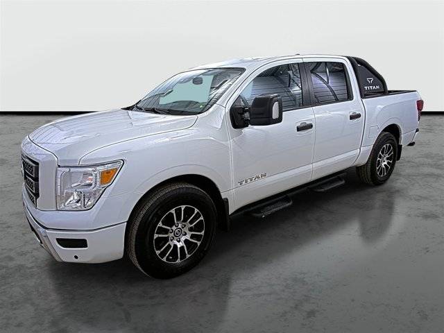 2022 Nissan Titan SV RWD photo