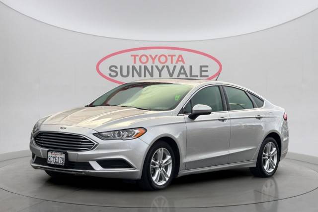 2018 Ford Fusion SE FWD photo