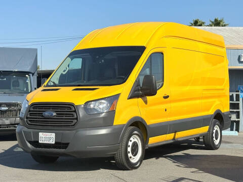 2018 Ford Transit Van  RWD photo