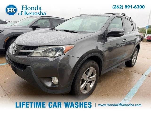2015 Toyota RAV4 XLE AWD photo