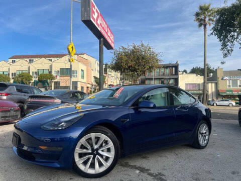 2021 Tesla Model 3 Standard Range Plus RWD photo