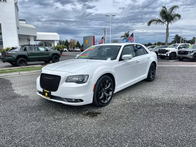 2022 Chrysler 300 300S RWD photo