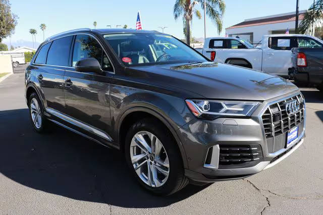 2023 Audi Q7 Premium Plus AWD photo