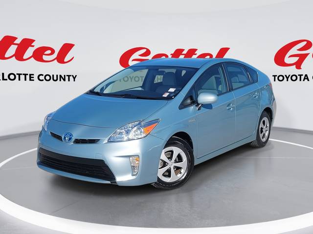 2015 Toyota Prius Three FWD photo