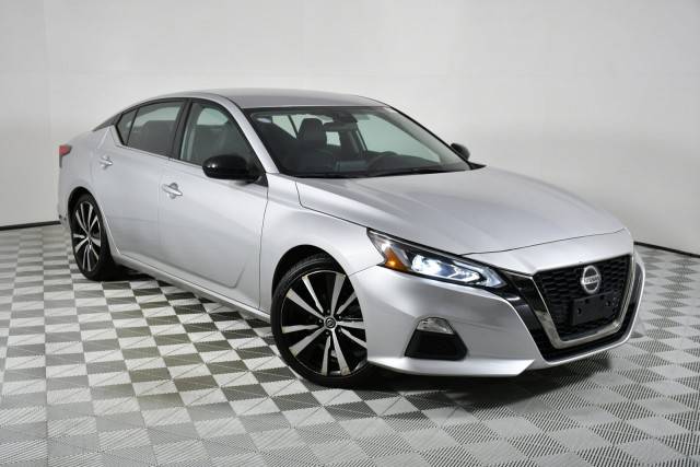 2021 Nissan Altima 2.5 SR FWD photo