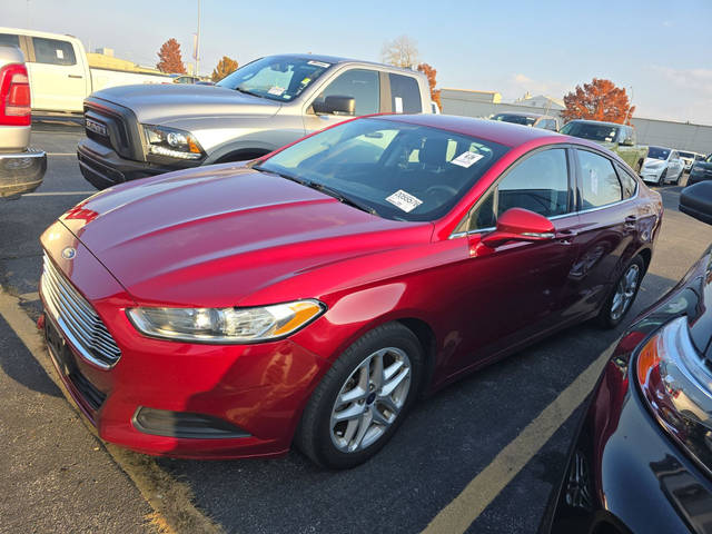 2016 Ford Fusion SE FWD photo