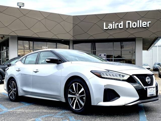 2021 Nissan Maxima SV FWD photo