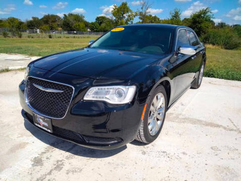 2019 Chrysler 300 Limited AWD photo