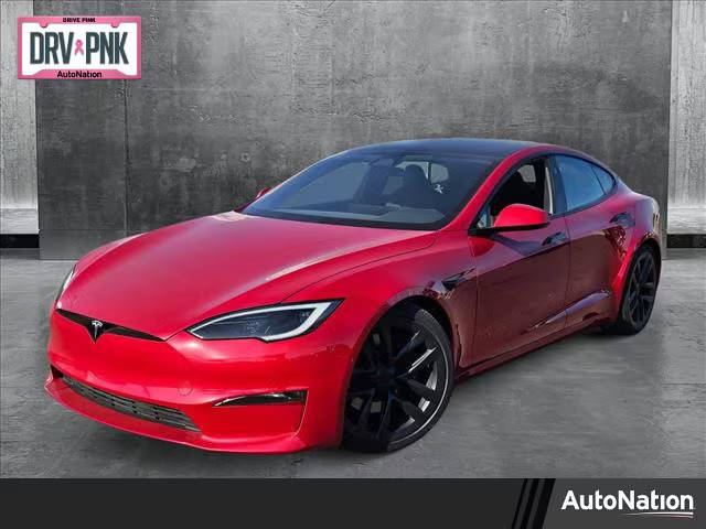 2023 Tesla Model S Standard Range AWD photo