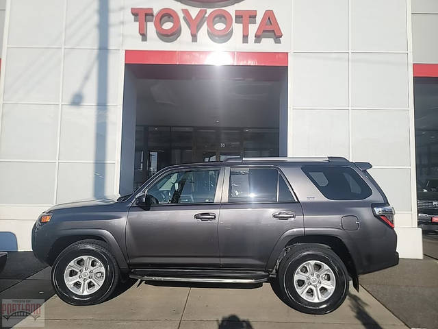 2019 Toyota 4Runner SR5 4WD photo