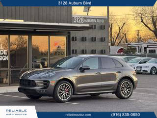 2016 Porsche Macan Turbo AWD photo