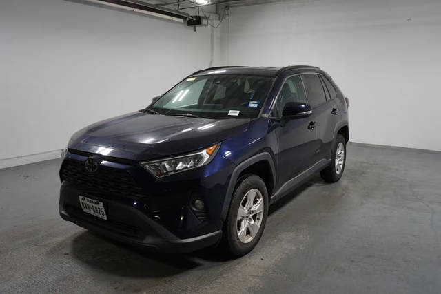 2021 Toyota RAV4 XLE Premium FWD photo