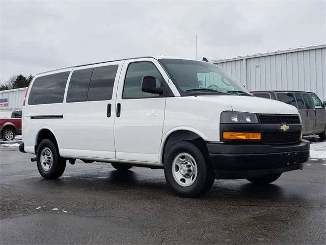 2023 Chevrolet Express LS RWD photo