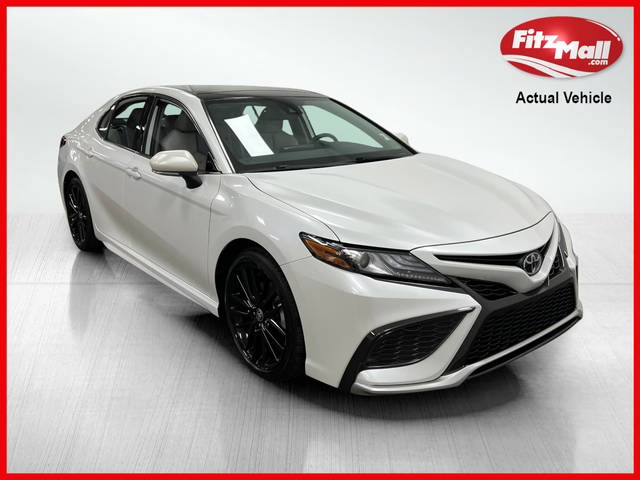 2022 Toyota Camry XSE FWD photo