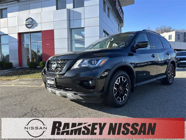 2019 Nissan Pathfinder SV 4WD photo